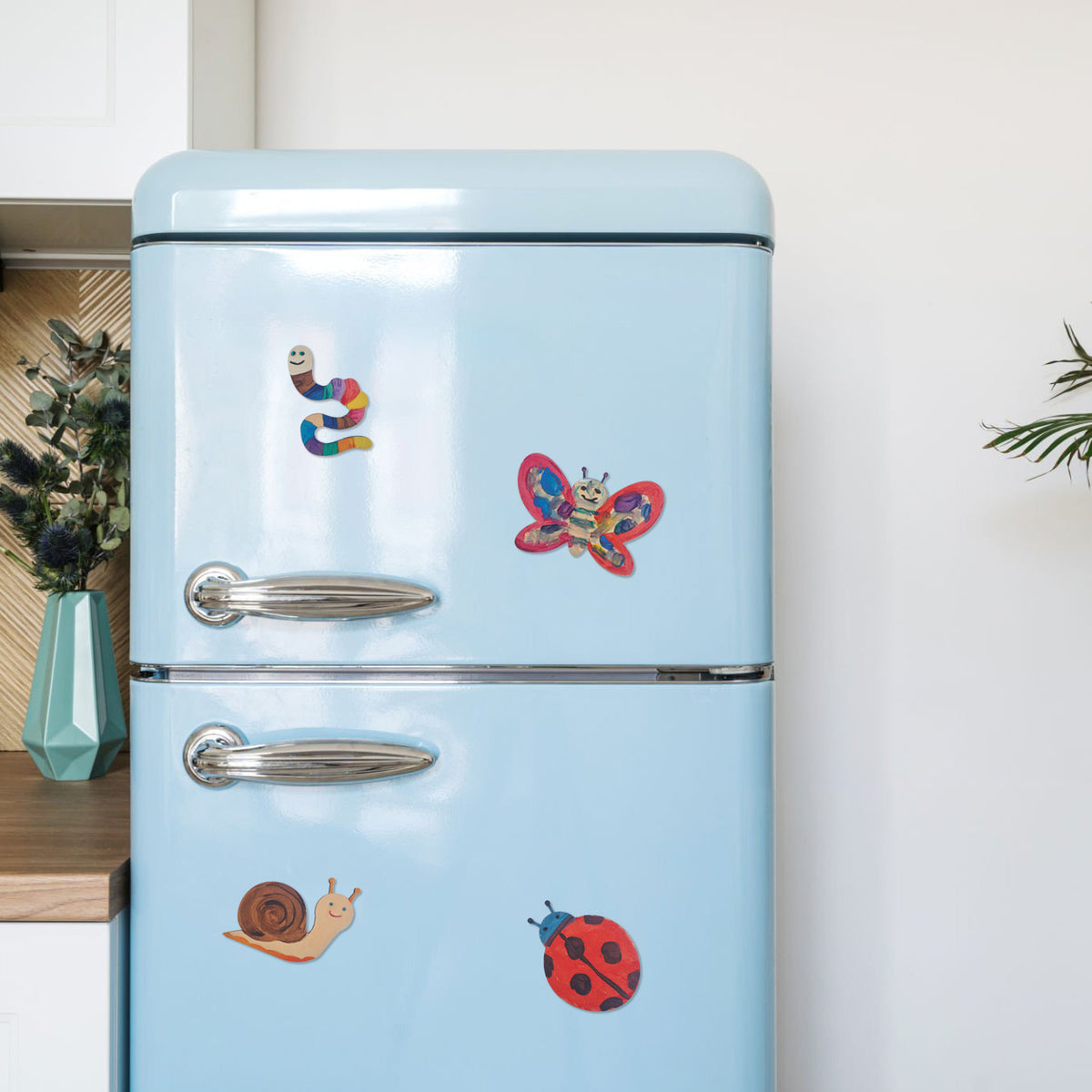 Kitchen Buddies Bugs Kids Painting Set 4+ - Fridge Magnets - 8 Shapes