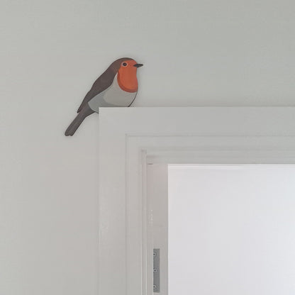 Robin Hand Painted Wooden Bird Corner Decoration - Left or Right Facing - Perfect For Door Frames, Cupboards, Light Switches, Pictures & More