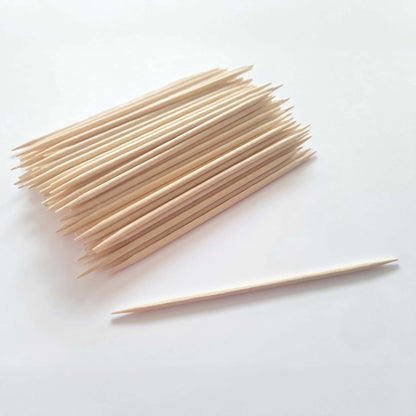 200 Wooden Cocktail Sticks - Premium Birchwood Double Pointed 8cm - Food Safe & 100% Biodegradable - for Food, Cocktails & Oral Hygiene